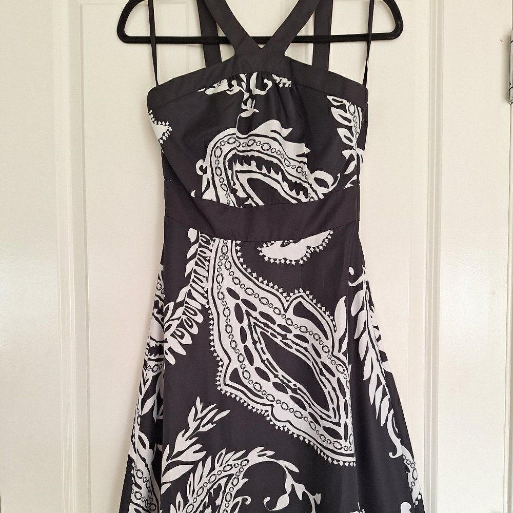 White House Black Market dress size 00‎
